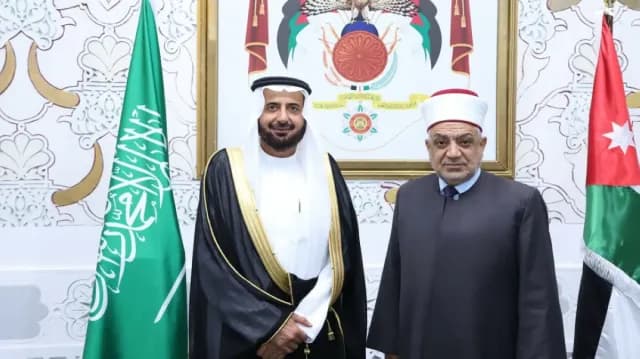 الأردن والسعودية يبحثان ترتيبات موسم الحج المقبل