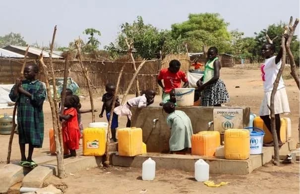 برنامج الأغذية العالمي ينذر بقطع المساعدات عن مليوني شخص في جنوب السودان