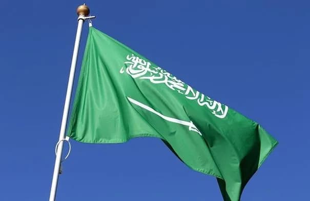 مفتي السعودية يدعو إلى توحيد الصفوف لمواجهة الحوثيين واستعادة الاستقرار في اليمن