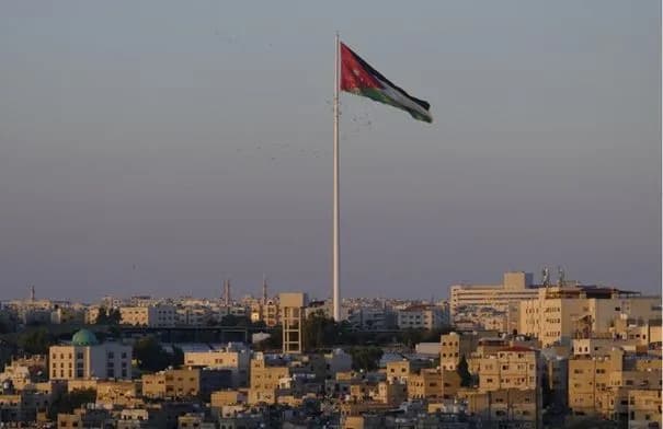 النقابات المهنية تحتفل الاثنين برفع العلم الأردني على سارية بارتفاع 20 متراً