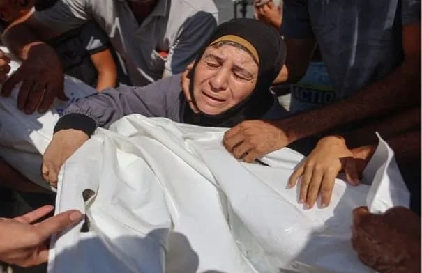 غارة إسرائيلية على غزة تسفر عن 9 شهداء و15 جريحًا