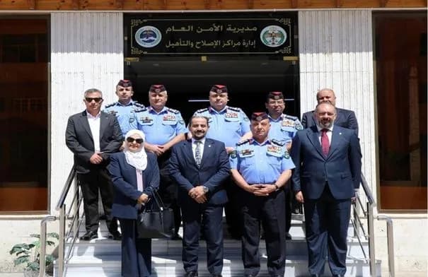 الأمن العام يطلق خدمة إلكترونية لتنظيم زيارات المحامين لنزلاء مراكز الإصلاح
