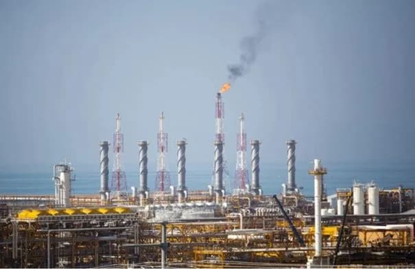 إيران تعلن إنجاز 70% من إصلاح مصفاة غاز بحقل بارس الجنوبي
