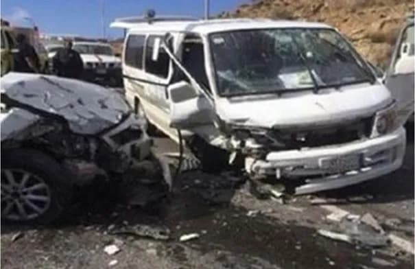 مصر: وفاة أب ونجله وإصابة 13 في تصادم على طريق سنباط - زفتى