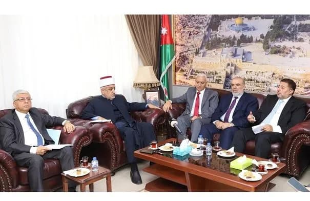 لجنة نيابية تزور الأوقاف وتؤكد دورها في تعزيز قيم الاعتدال والتسامح