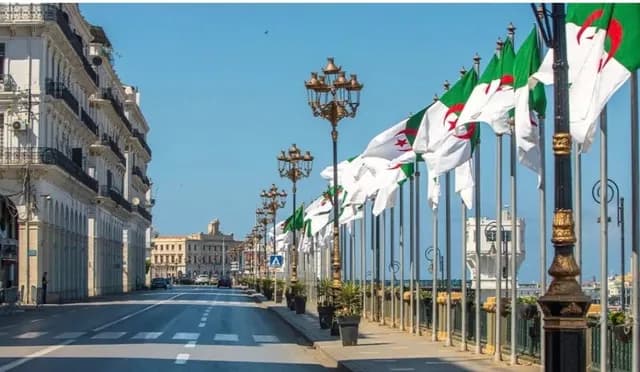 الجزائر تعلن قطع علاقاتها الدبلوماسية مع الإمارات وتمهل سفيرها 48 ساعة