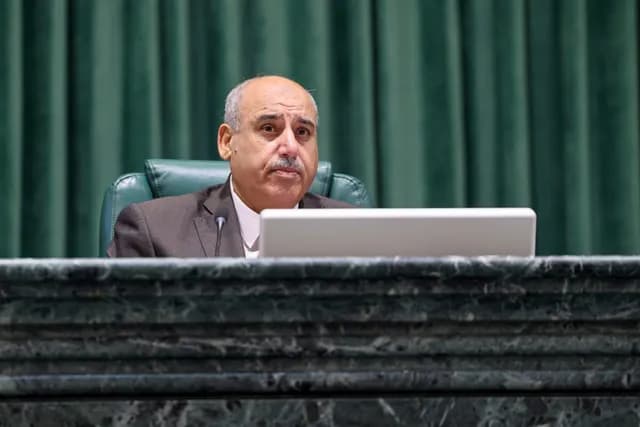 القاضي: نقف خلف جيشنا في مواجهة العدوان الإيراني وأمننا مع الخليج كل لا يتجزأ
