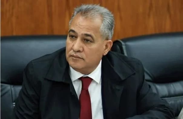 الهميسات يطالب الحكومة بكشف واقع شركة المطارات وخطط إعادة تشغيل مطار عمّان المدني